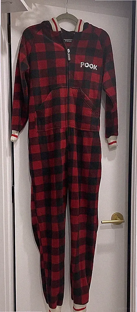 POOK SZ XXS UNISEX ONE-PIECE PAJAMA LOUNGER W POCKETS, HOOD, AND “FLAP”