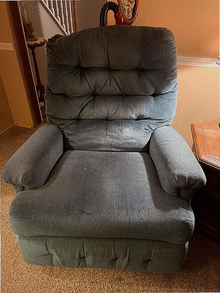 recliner Lane Wall Hugger chair